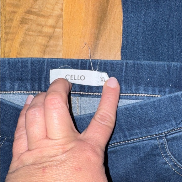 Cello - Picture 2 of 3